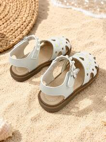 1 Pair Girls Butterfly Pearl Floral Embroidery Heart Cutout PU Peep Toe Ankle Strap Flat Cute Sandals For Summer Party Vacation - Beige - View 4