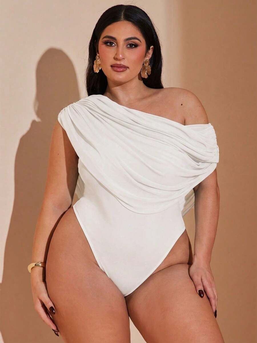 Mono de mujer de talla grande de unicolor con tirantes de espagueti fruncidos, de moda para vacaciones, primavera/verano, otoño/invierno. Mono elegante ajustado de - Blanco - Ver 1