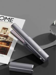 SKYWORTH 2合1直捲髮造型器，適用於細軟髮，迷你USB充電式，3段加熱設定，鈦金屬加熱板，50分鐘電池續航力，便攜旅行尺寸，可打造滑順直髮或柔美波浪捲髮 - 彩色 - 查看 3