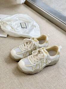 1雙女款運動風德式訓練鞋，薄網面透氣夏季新款厚底運動休閒軟底厚底運動鞋 - 黃色 - 查看 2