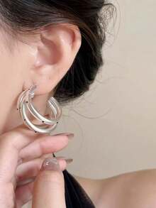 1 Pair Fashionable Minimalist Personalized Polka Dot Multi-Layer Design Unique Elegant Suitable For Casual Gatherings And Parties Women's Hoop Earrings - Silver - View 5