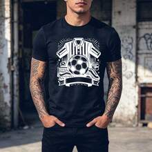 Camiseta con estampado de balón de fútbol y camiseta de equipo deportivo diseño gráfico estilo vintage para hombre ideal para eventos deportivos y ocio casual - Negro - Ver 2