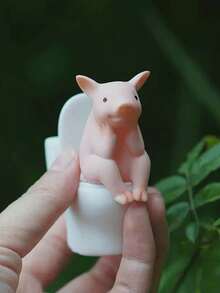 1件 Thinking Pig 收藏系列 精緻豬坐馬桶樹脂小雕像－可愛動物裝飾品，適用於室內外使用，婚禮與家居裝飾，無需電池，趣味活潑的桌面擺飾 - A - 查看 7