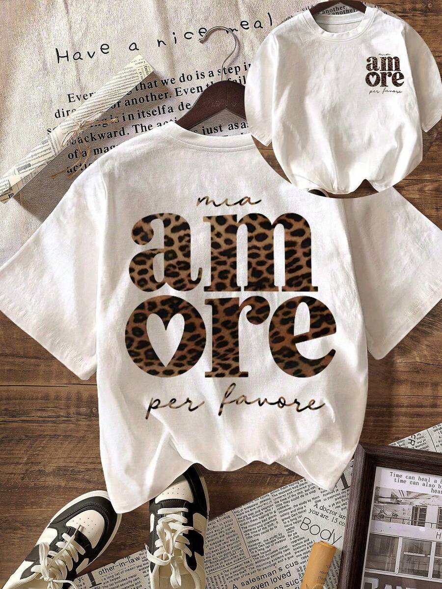 Leopard Pattern "AMORE" Italian Graphic T-Shirt, Women's Casual Round Neck Short Sleeve Solid Color Minimalist T-Shirt, Suitable For Summer - 魏斯 - 查看 1