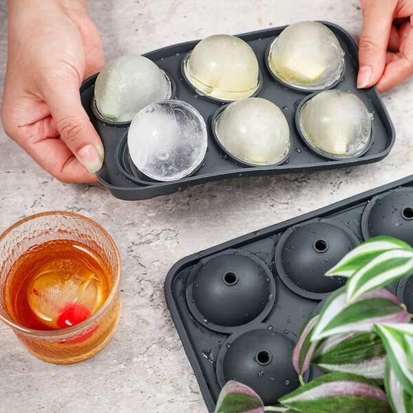 2pcs DIY Silicone Ice Ball Mold Tray With Lid, Large Round Ice Cube Maker, Reusable Spherical Ice Mold, Suitable For Whiskey, Cocktails, Bourbon Drinks And Bar Accessories