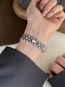 1pc Gold Square Bracelet Quartz Watch For Women, Delicate & Fashionable, Suitable For Daily Wear, Birthday/Graduation Gift, Casual - Silver - View 7