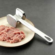 1個/2個雙面肉錘（肉類嫩化器），防滑、易於清潔且耐用的肉類嫩化工具。省空間的不鏽鋼與鋁合金廚房烹飪錘，適用於牛排和雞胸肉。防止肉類乾燥和風味吸收不均（雙面紋理設計）；給家庭燒烤愛好者和戶外露營愛好者的絕佳實用禮物。 - 銀色 - 查看 1