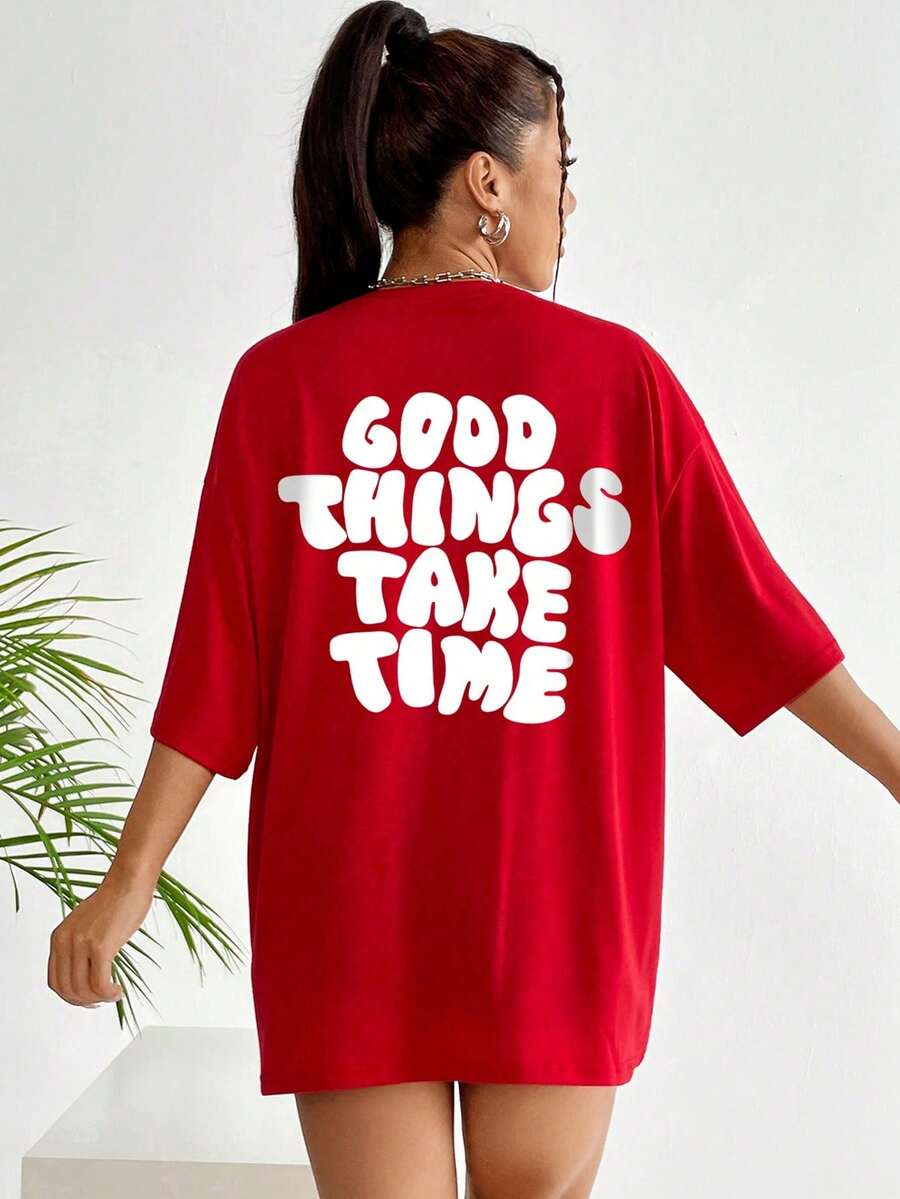 Camiseta oversize con gráfico de eslogan "LAS BUENAS COSAS TOMAN TIEMPO" Camisetas gráficas para mujer - Rojo - Ver 1