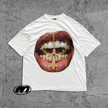 Camiseta Big Lips Y2k Mouth - Camiseta Grillz Blanca - Camiseta Unisex Y2k - Camiseta Streetwear - Negro - Ver 1