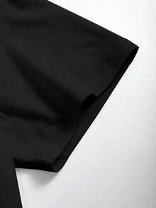 Camiseta, estampado deformado, palabras apasionadas en repetición y rayas blancas, detalles rojos en la espalda, 100% algodón de manga corta, adecuado para el verano - Negro - Ver 4
