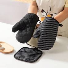 Vertical Striped Oven Mitts & Heat Resistant Pads Set, Quilted Diamond Pattern, Washable, Suitable For Kitchen Cooking & Baking, Microwave Oven Mitts & Heat Resistant Pads 2pcs/4pcs - View 3