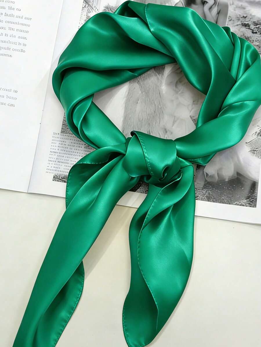 1pc Solid Color Handkerchief Neck Scarf, Women's Small Shawl Scarf Headscarf, Square Headband Headscarf, Suitable For Matching With Dresses - Green - View 1