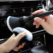 Car Soft Bristle Cleaning Brush, Manual Interior Cleaning Tool, Soft Bristles Won't Damage Interior, Easily Sweeps Away Dust And Debris, Multi-Surface Universal Cleaning Tool For Cars - Car Cleaning Brush - View 5