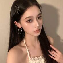 2入款甜美優雅水鑽格紋鱷魚髮夾，長方形線條設計，時尚瀏海與鬆散頭髮整理夾，洗臉、化妝、髮型設計配件，適合攝影、日常休閒、派對、校園、海邊旅遊穿搭，女用髮飾 - 彩色 - 查看 10