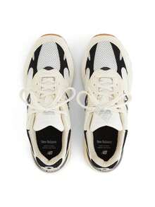 New Balance NB 993 Comfortable And Versatile Leather Low-Top Running Shoes For Men, Beige - Beige - View 3