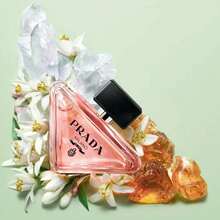 Prada Paradoxe 女士淡香水喷雾 EDP 香水 0.34 盎司/10 毫升 1 盎司/30 毫升 1.7 盎司/50 毫升 3.3 盎司/100 毫升 持久留香 女友 妻子 母亲 朋友 男朋友 丈夫 父亲 兄弟 生日 毕业派对 旅行 露营 户外 学校 校园旅行 节日 周年纪念 秋季 秋季 万圣节 秋季造型 庄严奢华 轻松优雅 SimpleLuxe - EDP - 查看 2