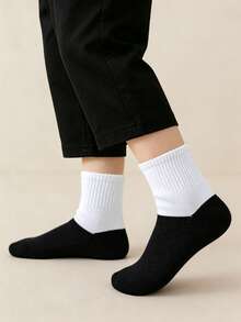 10 Pairs Classic Sports Style Student Socks, Suitable For 1-16 Years Old Boys And Girls, All Seasons Spring, Summer, Autumn, Winter, Round Neck Design, Easy To Clean, Black And White Color - Black and White - View 2