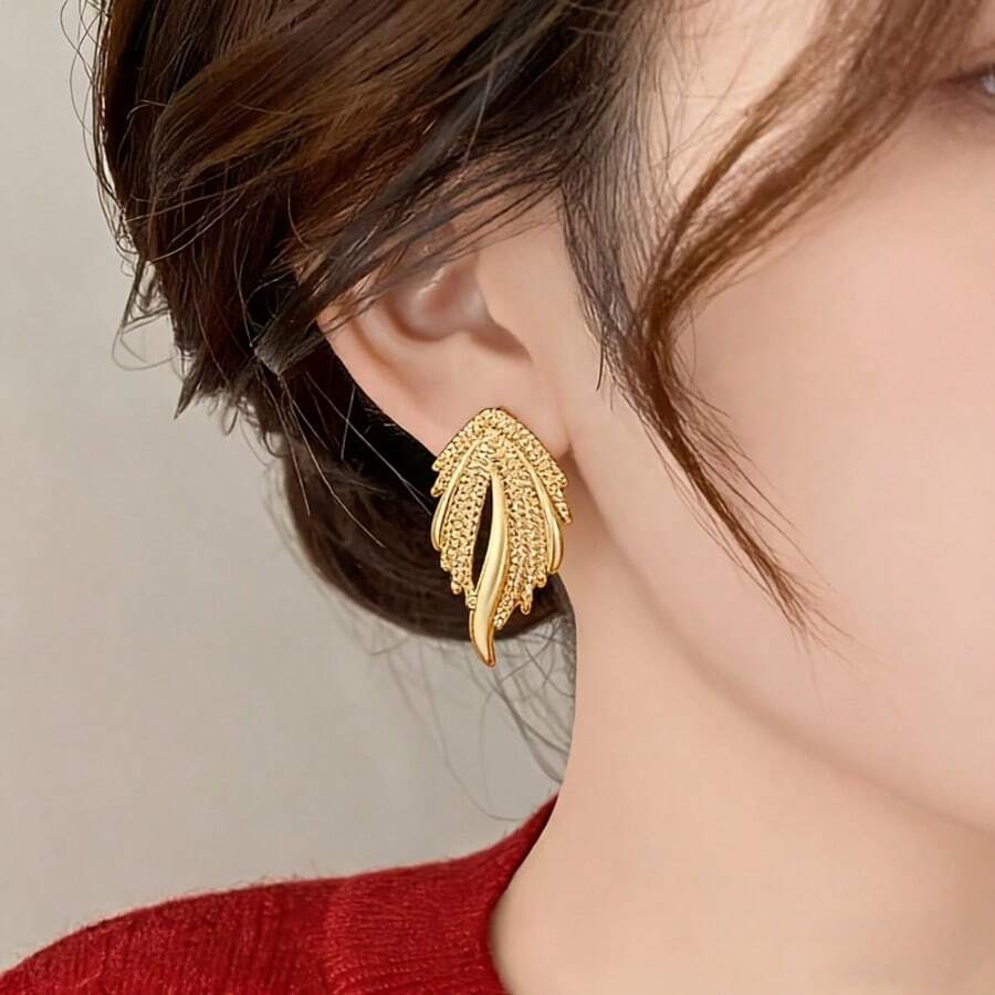 2pcs Chic 18K Gold-Plated Stud Earrings Set – Creative Gold Stud Earrings Design | Fashionable Minimalist Design Specially For Women, Exquisite Design Suitable For Daily Wear And Gifting, Fashion Accessory To Enhance Your Look - Gold - View 1