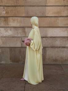 Middle Eastern Elegant Women's Long Robe Soft Satin Luster Yellow Abaya Arabic Cloak Fall - Yellow - View 4