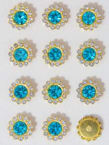 10-200 piezas Flores de strass azul lago de 12 mm, con un centro de strass azul lago rodeado de pequeños strass blancos, en un patrón de girasol. Flores de strass brillantes, accesorios de manualidades DIY, perfectos para tocados florales y decoración de ropa. - Flor de diamantes de imitación azul lago de 12 mm - Ver 7