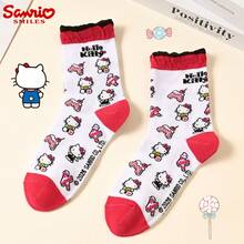 SANRIO 1雙/3雙 女款正版授權 Hello Kitty 紅白對比荷葉邊中筒襪，滿版提花，不易開裂，復古學院風，青春風格中筒襪，適合四季穿著，最佳好友生日禮物、節日週年禮物、聖誕節、新年假期、派對伴手禮 - 白色 - 查看 7