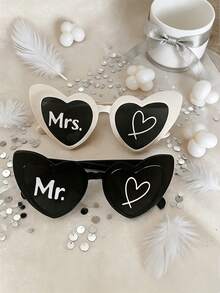 2pcs/Set Mr & Mrs Men & Women Glasses - His & Hers Wedding Gift, Couple Matching Glasses, Suitable For Wedding, Photo Booth Props, Newlywed Gift, PC Frame, Perfect For Bridal Shower - Eyeglasses Set - View 1