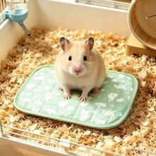 Alfombrilla de enfriamiento para mascotas pequeñas, almohadilla de seda de hielo transpirable para verano, alfombrilla anti-golpe de calor, adecuada para conejos, cobayas y cama de jaula - Ver 5