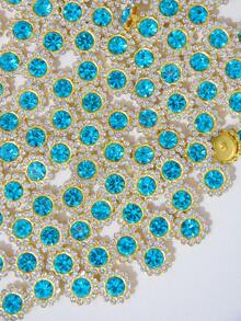 10-200 piezas Flores de strass azul lago de 12 mm, con un centro de strass azul lago rodeado de pequeños strass blancos, en un patrón de girasol. Flores de strass brillantes, accesorios de manualidades DIY, perfectos para tocados florales y decoración de ropa. - Flor de diamantes de imitación azul lago de 12 mm - Ver 4
