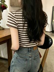 Kaos Lengan Pendek Bergaris Warna Kontras untuk Wanita, Atasan Kasual Model Slimming Chic Musim Panas Terbaru - Coffee Brown - View 4