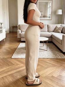 2pcs/Set Women's Round Neck Short Sleeve T-Shirt And Elastic Waist Loose Pants, Casual Solid Color Round Neck Short Sleeve With Drawstring Waist Pocket Wide Leg Straight Pants, Suitable For Daily Wear, Spring/Summer/Autumn Elegant - Apricot - View 7