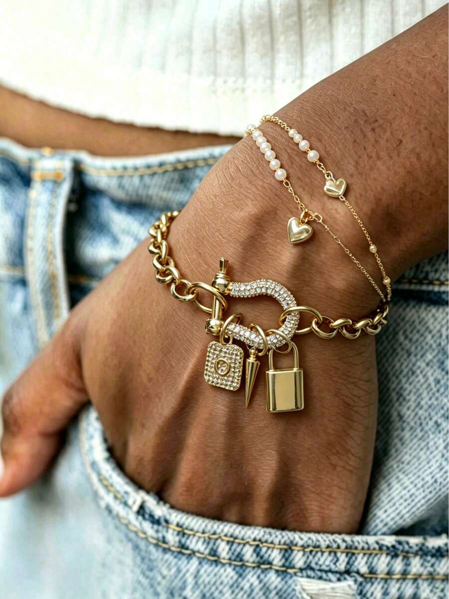 1pc Elegant Horseshoe Buckle Bracelet With Letter Charm And Lock Charm, High-End Vintage Style, Suitable As A Beautiful Holiday Gift For Women - Gold - View 1
