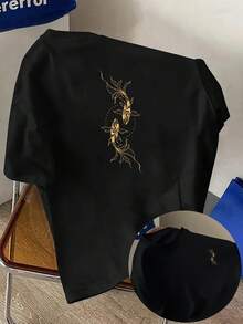 Camiseta de manga corta para hombre, con estampado de peces koi en ambas caras, cuello redondo, estilo casual deportivo, moda moderna, corte holgado, para estudiantes y adolescentes. - Negro - Ver 1