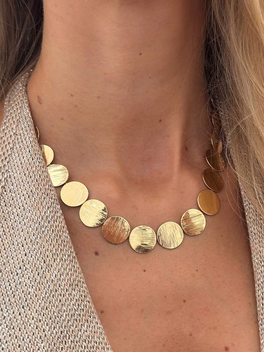 1pc Fashion Minimalist Metal Texture Geometric Disc Patchwork Necklace, Simple Versatile Design With Textured Disc Loop Patchwork Choker, Suitable For Women's Daily, Vacation, And Party Wear - Gold - View 1