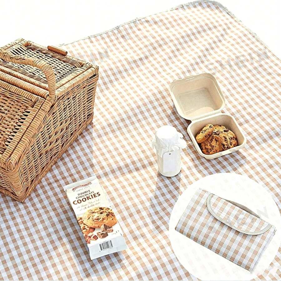 1pc Waterproof & Foldable Picnic Mat, 80x60 Inches, Fits 6-8 People, Portable Compact Beach Blanket, Outdoor Travel Pad - Single Piece - View 1