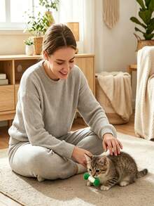 3/1pcs Cat Felt Ball Toys With Built-In Bell, Pet Toys, Self-Entertainment, Boredom Relief, Scratch And Bite Resistant, Perfect For Your Cat To Play Indoors, Interactive Felt Cat Kicking Ball Toy, Perfect Gift For Playful Cats. - Multicolor - View 4