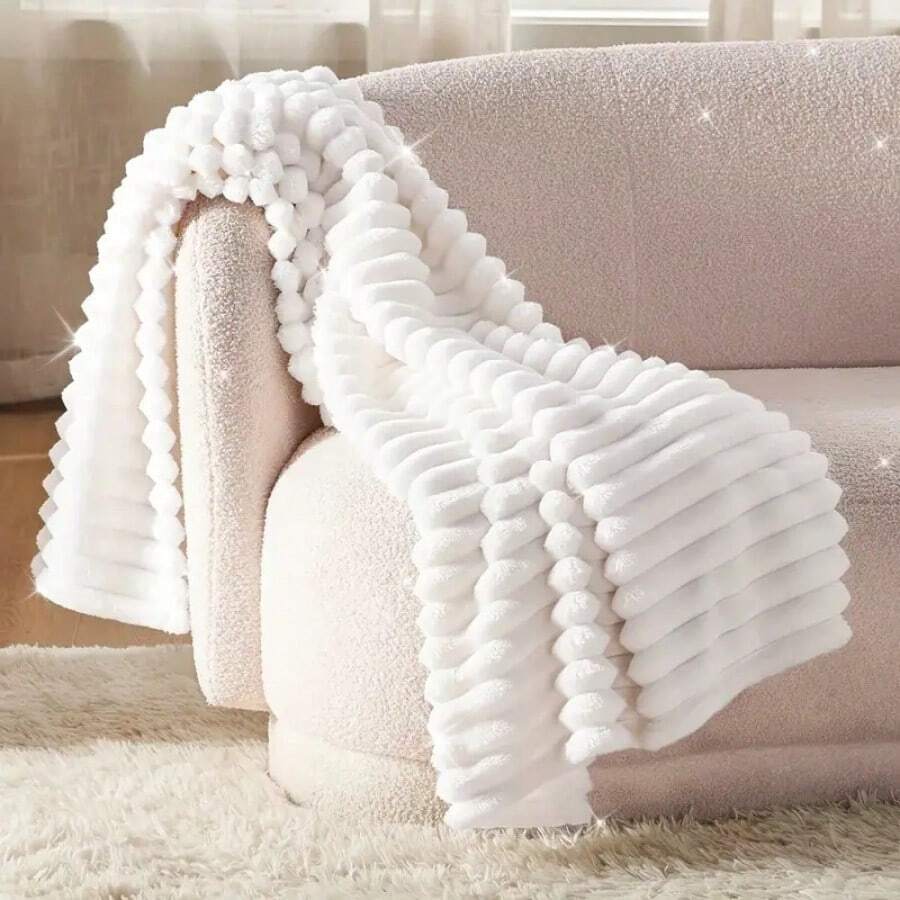 Luxury Room Decor Blanket, Autumn Decoration, Soft And Comfortable All-Season Microfiber Knitted Fabric, Gray Striped Pattern, Stain-Resistant, Machine Washable, Halloween Bedroom Decor, Multi-Purpose, Suitable For Office Napping, Room Decor Movie Theme Inspiration, 100% Polyester - White - View 1