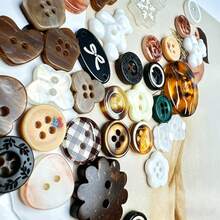 6/12/24/38/52/66/75Pcs Mixed Cute Button Set Brown Heart-Shaped Star-Shaped Round Buttons, Suitable For Sewing Crafts Handmade Projects Plastic Sewing Buttons Handmade Materials Decoration Accessories Sewing Small Buttons - Multiple Styles - View 7