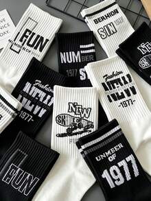 4 paires de chaussettes mi-mollet pour hommes, contraste noir & blanc aléatoire avec lettres & chiffres, haute élasticité, côtelées, respirantes, absorbantes, portables toute l'année, style de rue cool, convient pour le campus, les sorties, le quotidien, les festivals de musique, les fêtes, les sports - Multicolore - Voir 5