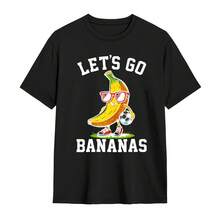 Banana con gafas de sol y balón de fútbol diseño gráfico camiseta ajustada para hombre estilo urbano & casual camiseta para hombre - Negro - Ver 3