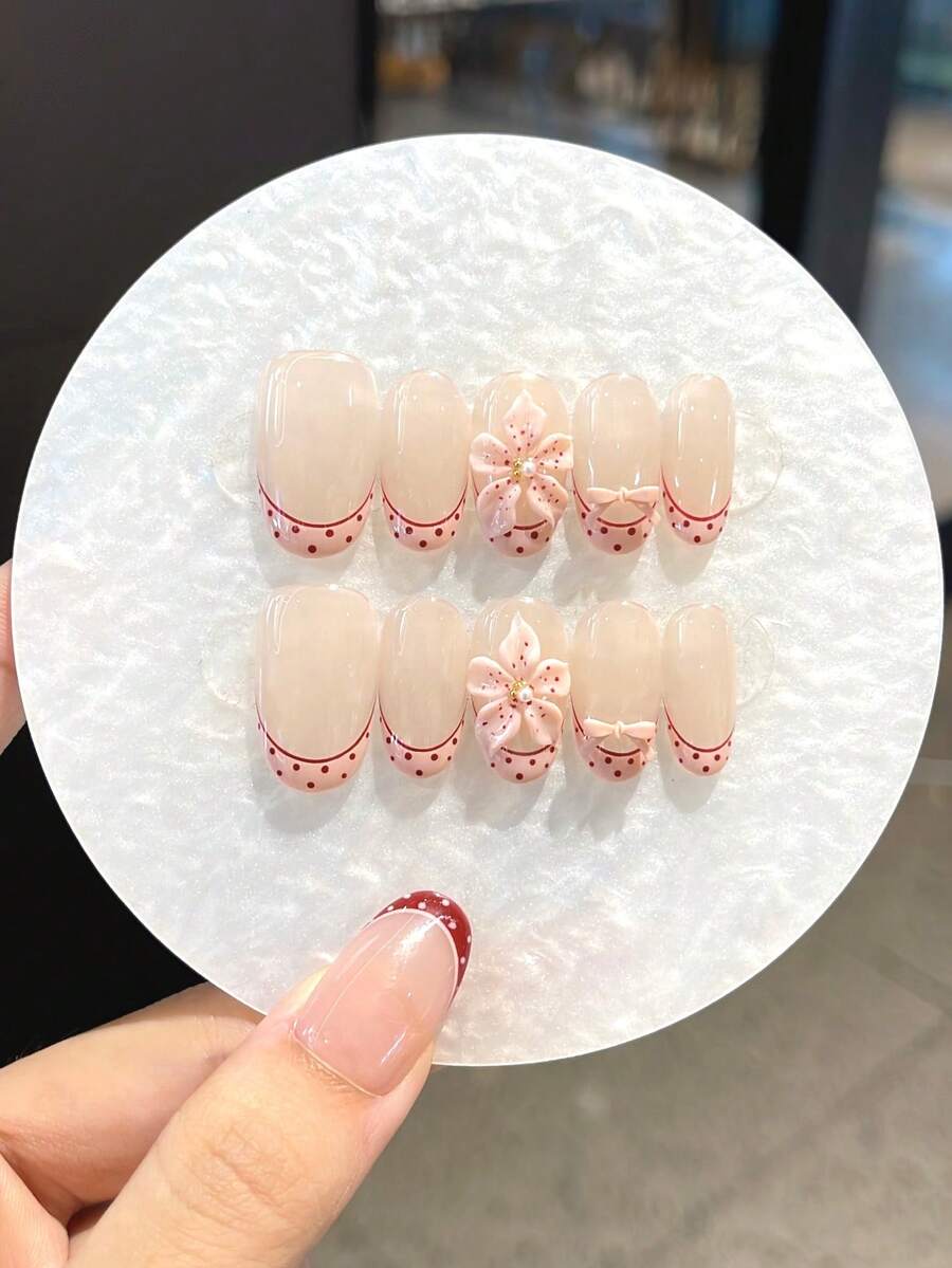 10pcs Handmade Polka Dot French Carved 3D Bows & Rhinestones, Fashionable & Exquisite. Easily Create Nail Art Designs, Add Romantic Atmosphere To Fingertips, Showcase Bold Fashion Taste. Nails Handmade Press On Nails