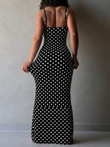 LovelyWholesale Women's Sexy Lace Trim V-Neck Adjustable Strap Fitted Long Summer Dress Vacation, Aesthetic Black Elegant - Black - View 10