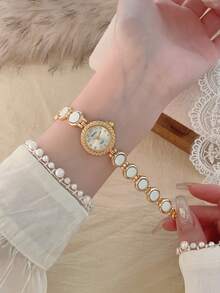1pc Women's Round Quartz Watch - Exquisite, Elegant And Artistic Design, Suitable For Daily Wear, Gifting, Parties And Casual Gatherings - Gold - View 3