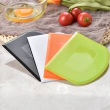 5piezas/3piezas/1 pieza Raspador de repostería de color degradado aleatorio, rallador de repostería, cortador de repostería de plástico, separador de pan multifuncional de PP, raspador de plástico, utilizado para amasar, cortar, raspar harina, herramienta de horneado grande, utensilio de cocina - Multicolor - Ver 3
