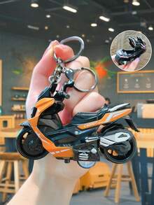 1個時尚酷感逼真摩托車造型鑰匙圈，滑動設計，適用於汽車鑰匙、包包吊飾、情侶包包吊飾、節日派對、返校季、女性鑰匙圈、背包鑰匙圈、萬聖節配件、教師節、聖誕禮物靈感、包包配件、附身分證套掛繩、汽車配件，送給朋友或姐妹的禮物 - 鑰匙扣 - 查看 9