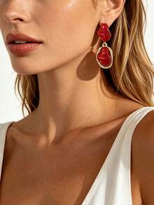 1 Paar luxuriöse asymmetrische Tropfenohrringe im französischen Stil für den Sommerurlaub am Strand, vergoldet, mit doppelten Barock-Imitaten und Kunstperlen, für Damen, zum Pendeln, für Dates und Partys, eleganter Schmuck - golden + rot - Übersicht 3