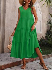Elegant Holiday Dress With V-Neck And Loose Ribbed Hem - Black - View 6