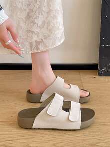 Women's Summer New Beach Flat Casual Sandals Thick Sole Versatile Vacation Style Fashion Platform Slippers - Beige - View 2