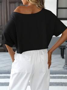 Camiseta de Manga Corta para Mujer, Estilo Casual con Dobladillo Enrollado, Manga Murciélago y Corte Holgado, Cómoda y Desgastada - Negro - Ver 5