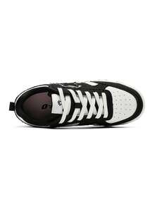 Q-AND Tênis Esportivo de Skate Plano com Patchwork de Lona em Contraste Preto e Branco para Homens 2026 Novo Decoração de Estrela Cano Baixo com Cadarço Clássico Versátil Tênis Esportivo Casual, Design Original para Uso Diário, Estilo Único - Preto e Branco - Visão 7