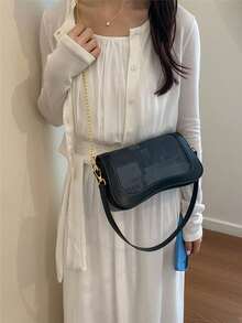 New Versatile Shoulder Bag - Black - View 4